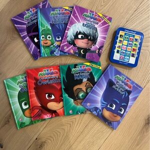 PJ Masks 7 Books Set & Toy Track Set